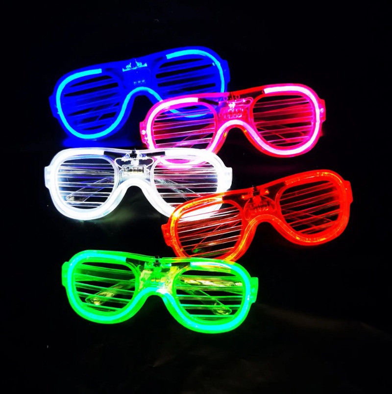 24 قطعة نظارات LED مضيئة للأطف - مراجعة Kids Toys Christmas 2025 وسعره