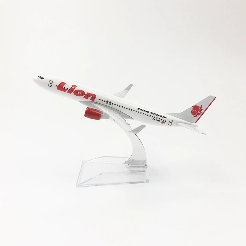 نموذج طائرة ليون إير B737 معدن - مراجعة Kids Toys Review وسعره