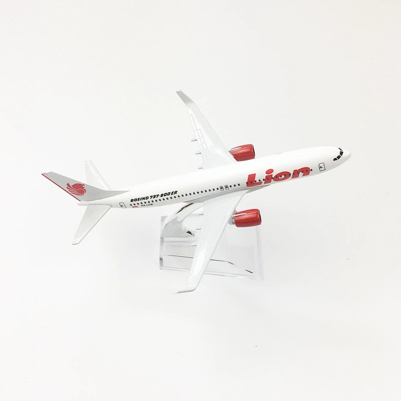 نموذج طائرة ليون إير B737 معدن - مراجعة Kids Toys Review وسعره
